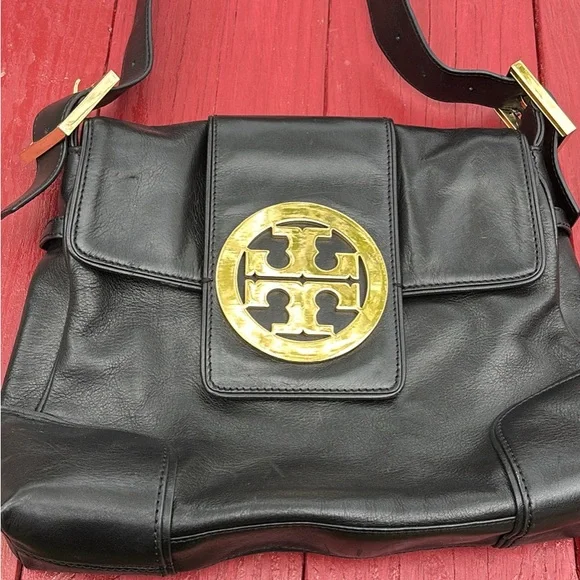 Tory Burch Black Leather Backpack with Gold Accents and Wallet Tory Burch Small Kira Diamond Quilted Leather Backpack  main image 3